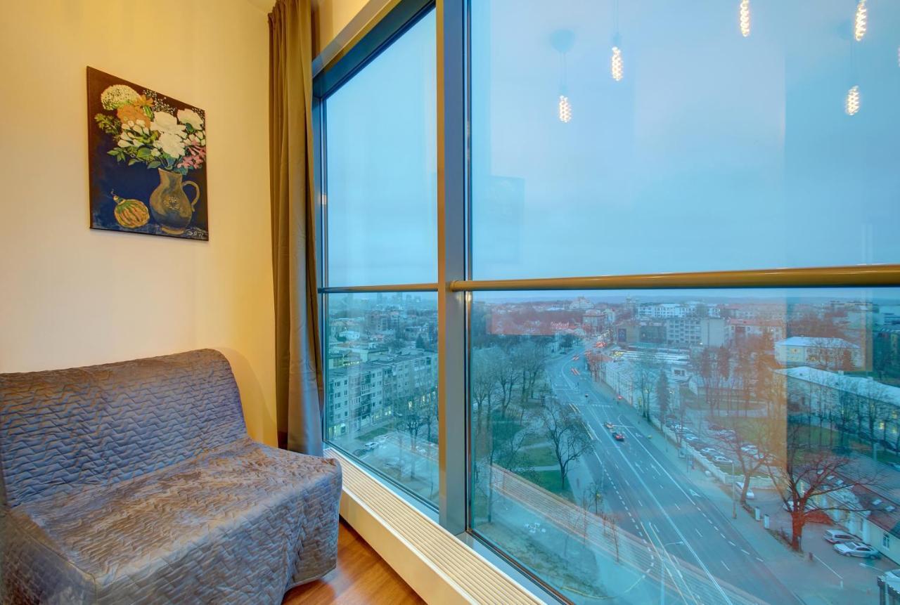 Helios 19 Luxury Vilnius Apartment Exterior foto